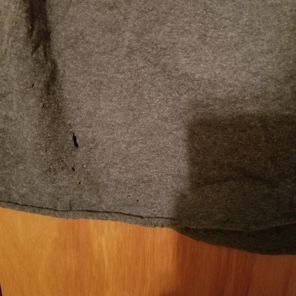 Distressed Cropped Tee - Picture 4 of 5
